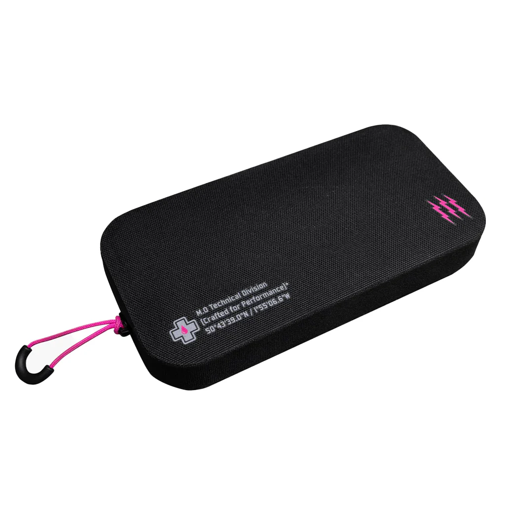 Muc-Off Waterproof Essentials Case