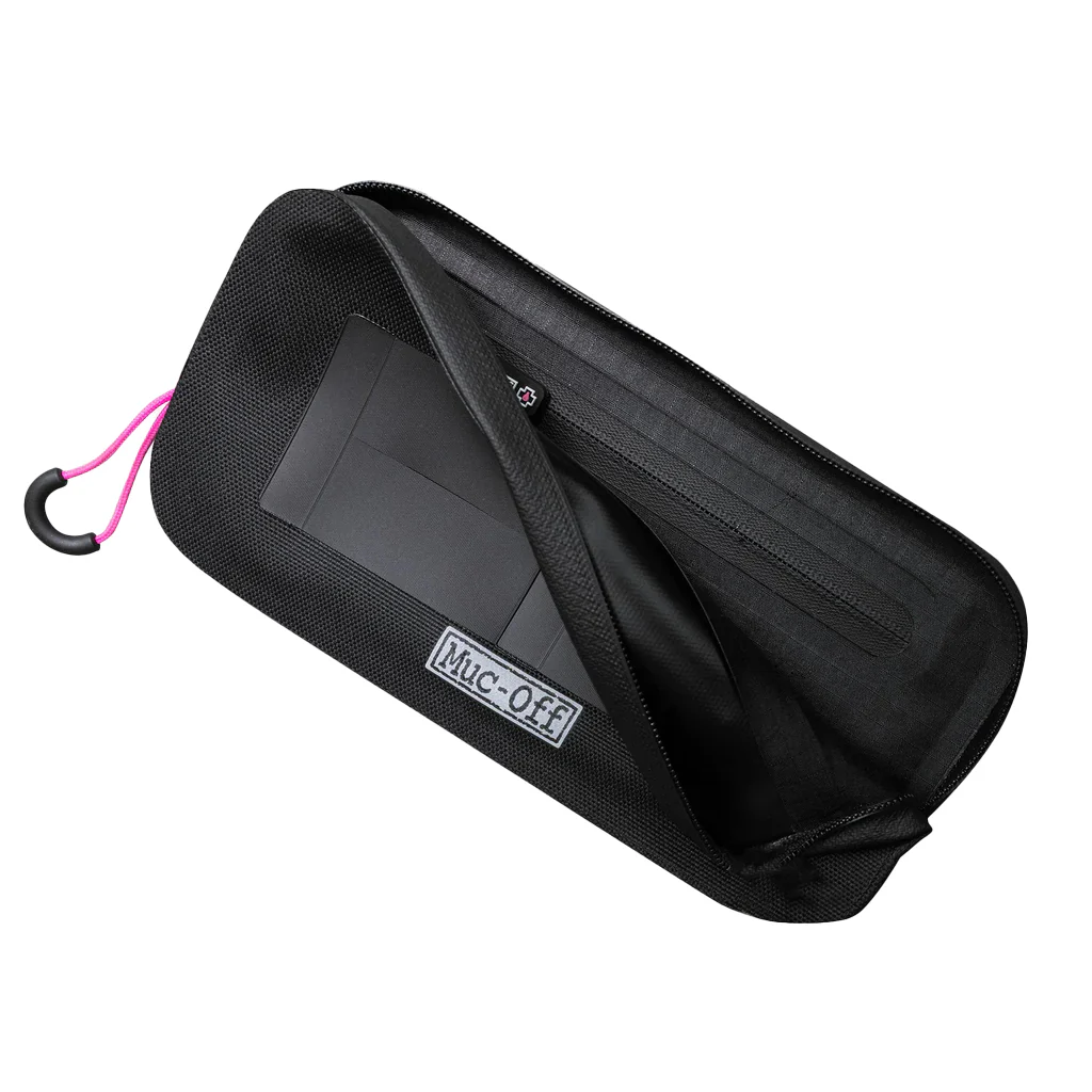 Muc-Off Waterproof Essentials Case - Image 2