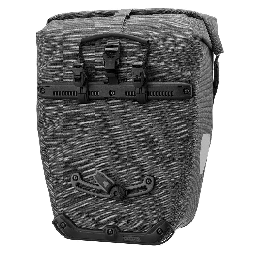 Ortlieb Back-Roller Plus Urban 20 + 3 Litre Pannier QL2.2 (Single) - Image 2