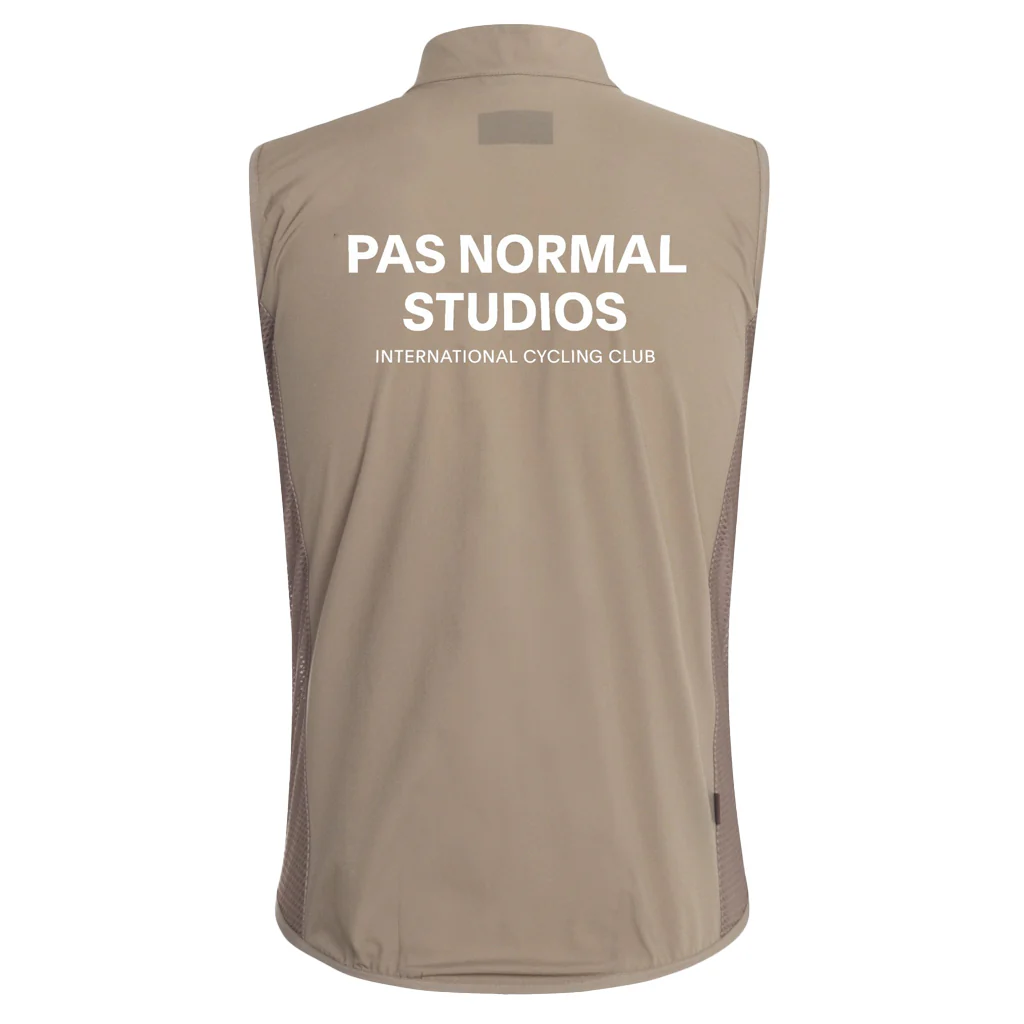 Pas Normal Studios Men's Mechanism Stow Away Gilet - Image 4