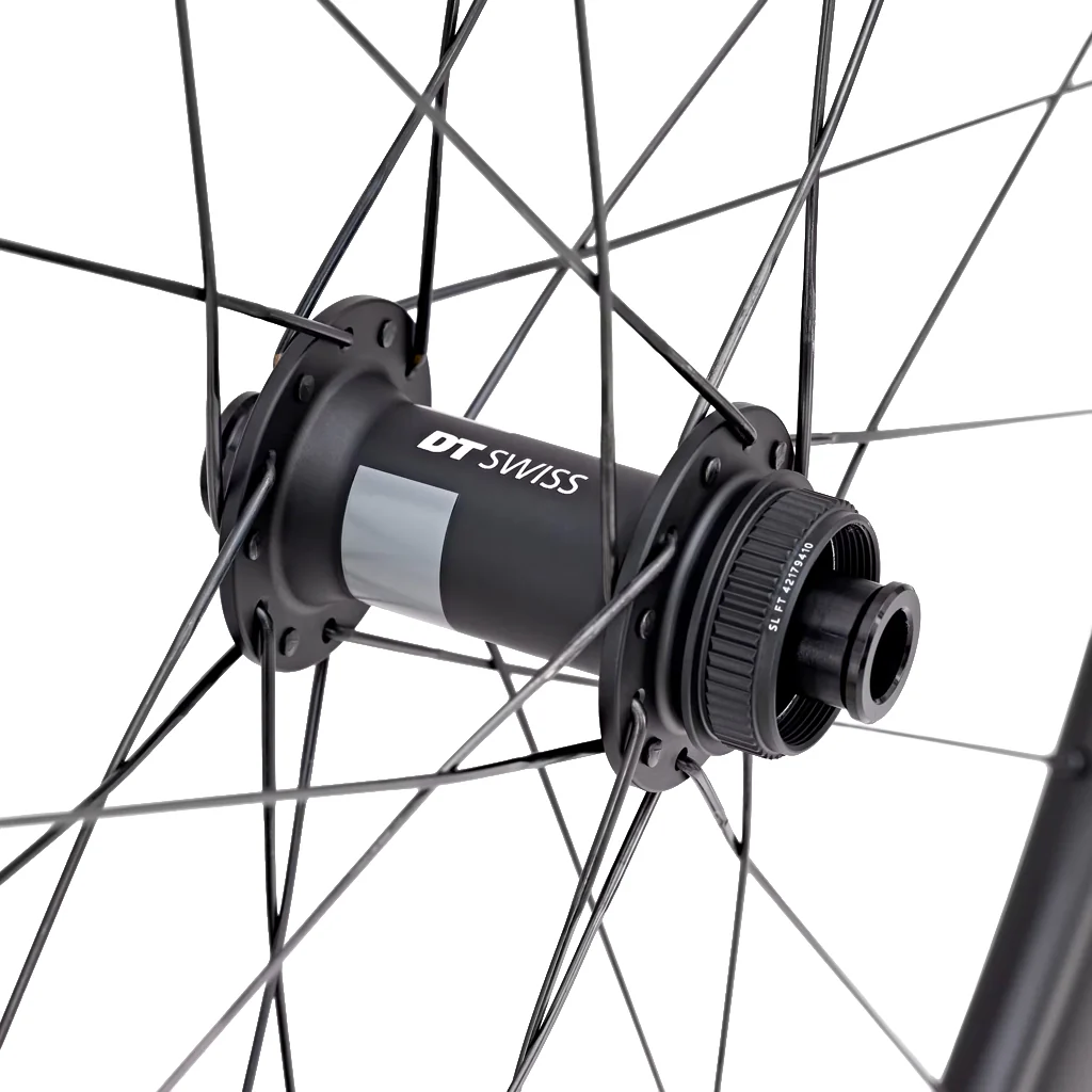 Van Rysel 50mm Carbon Wheelset - Image 4
