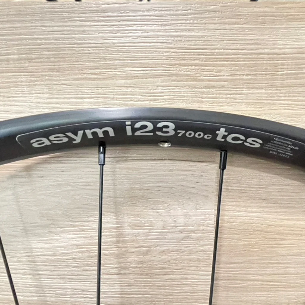 WTB I23 Frequency DT Swiss 370 Wheelset (Take-Off) - Image 4